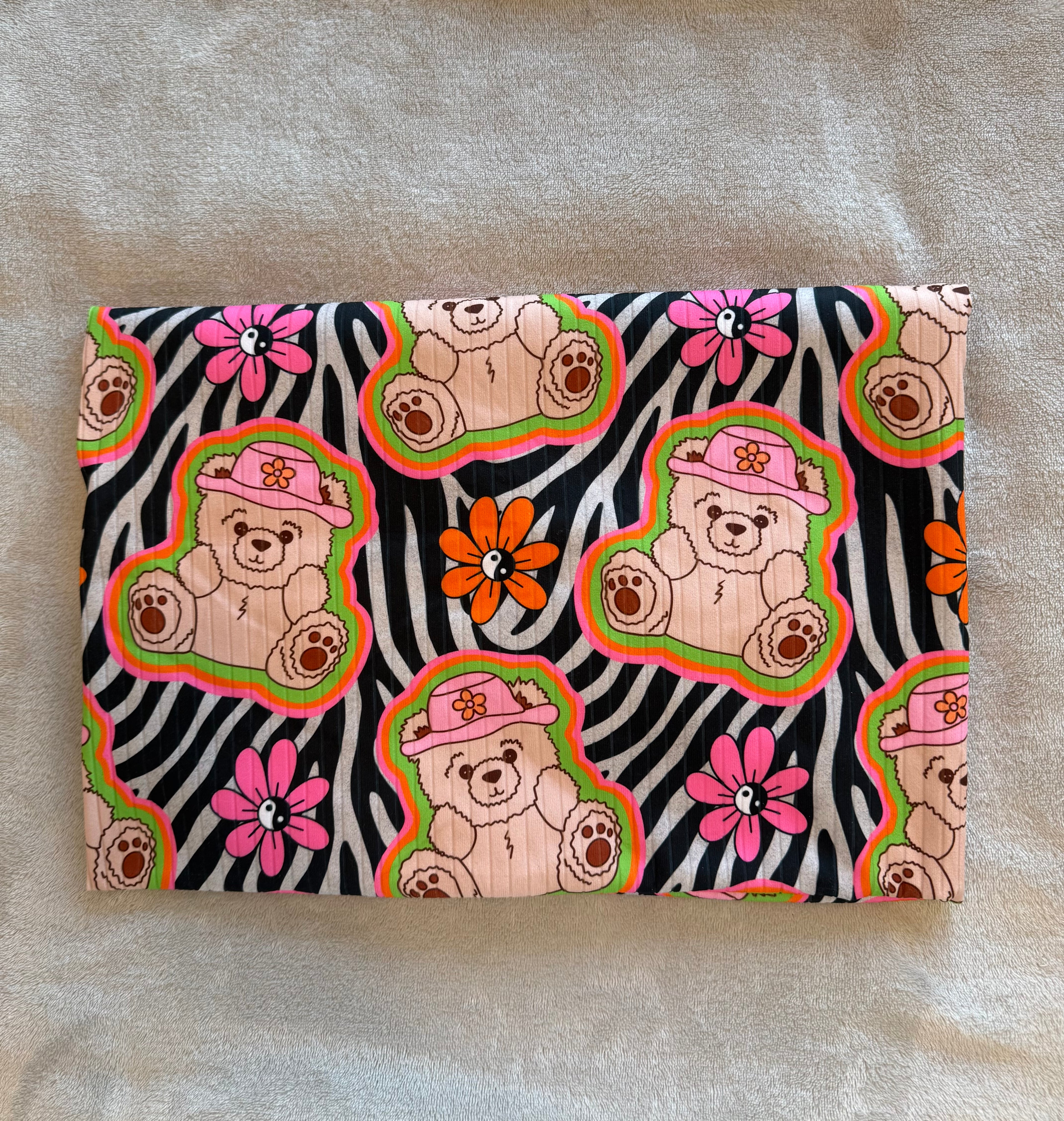 Groovy bears (1 available)