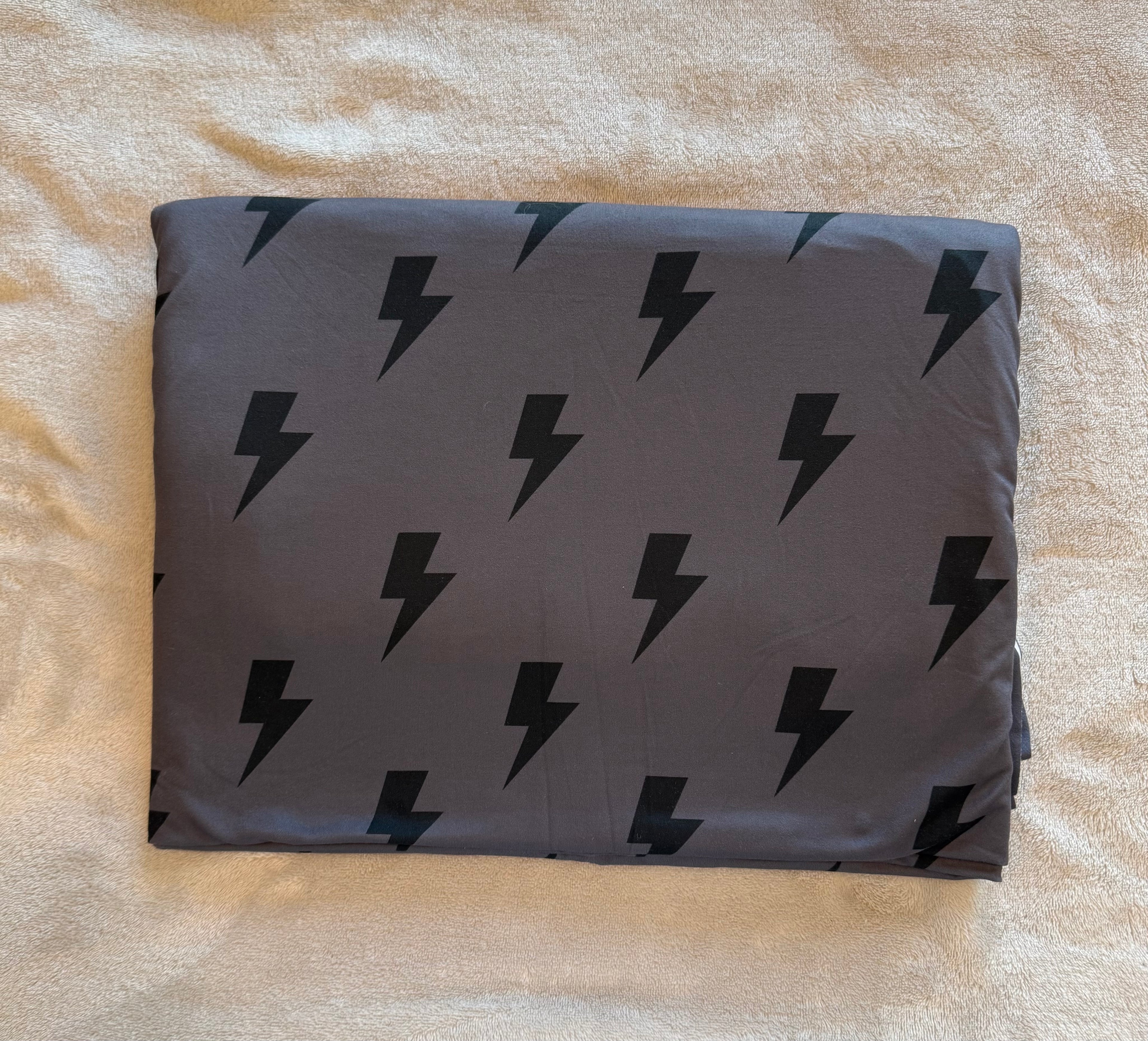 Boltzzz (1 available )