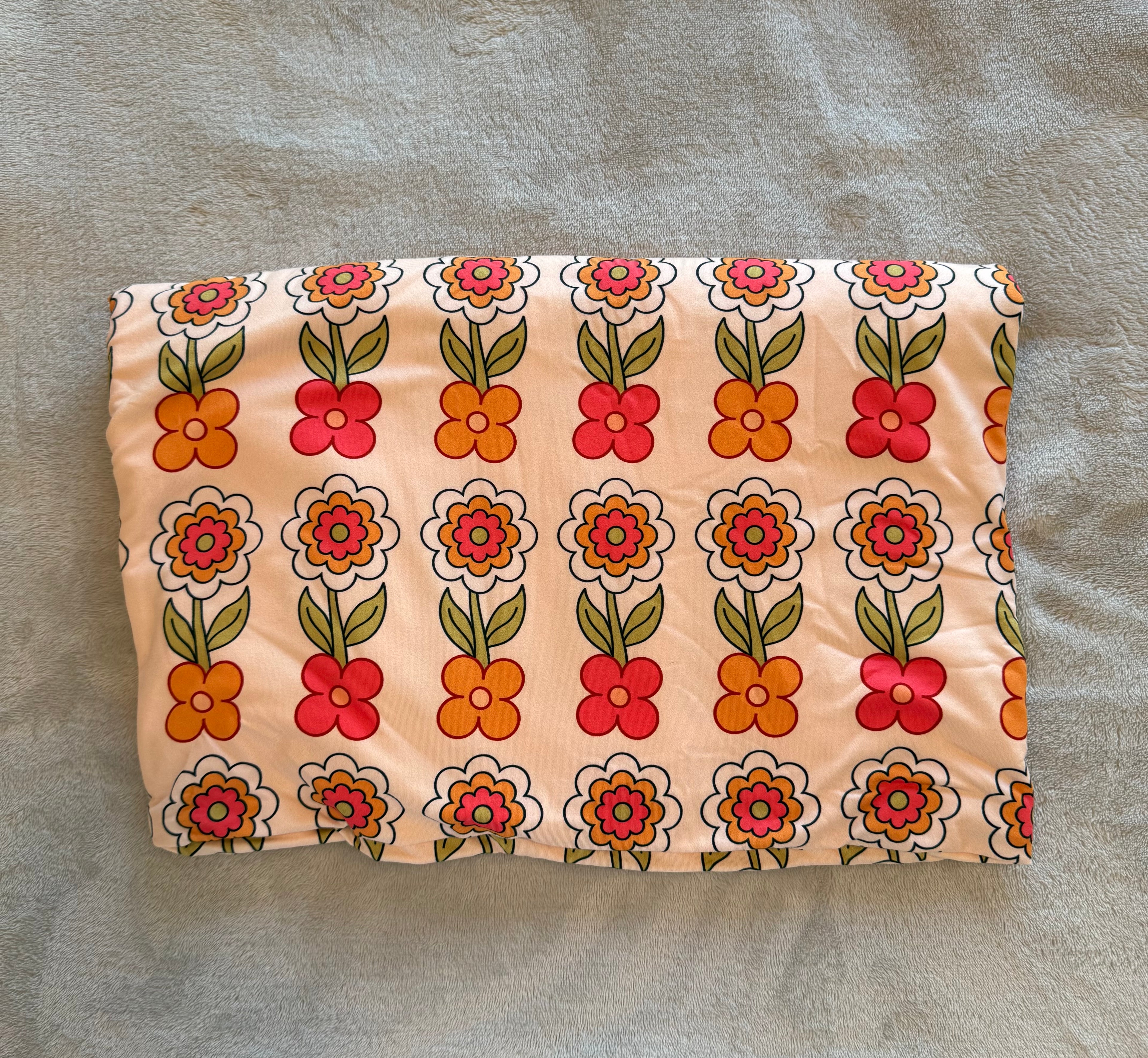 Sunny side blooms (1 available)