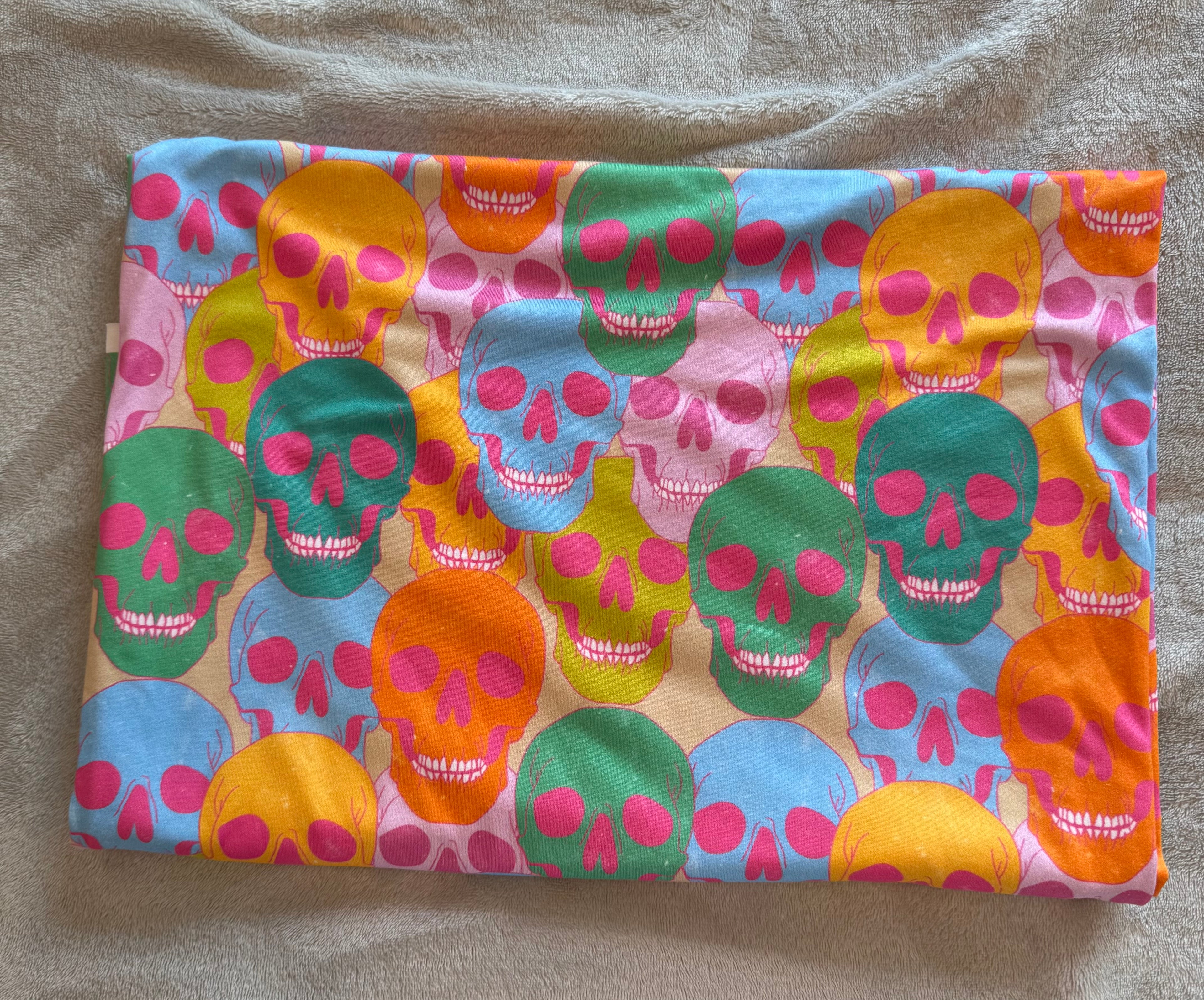 Rainbow skulls (1 available)