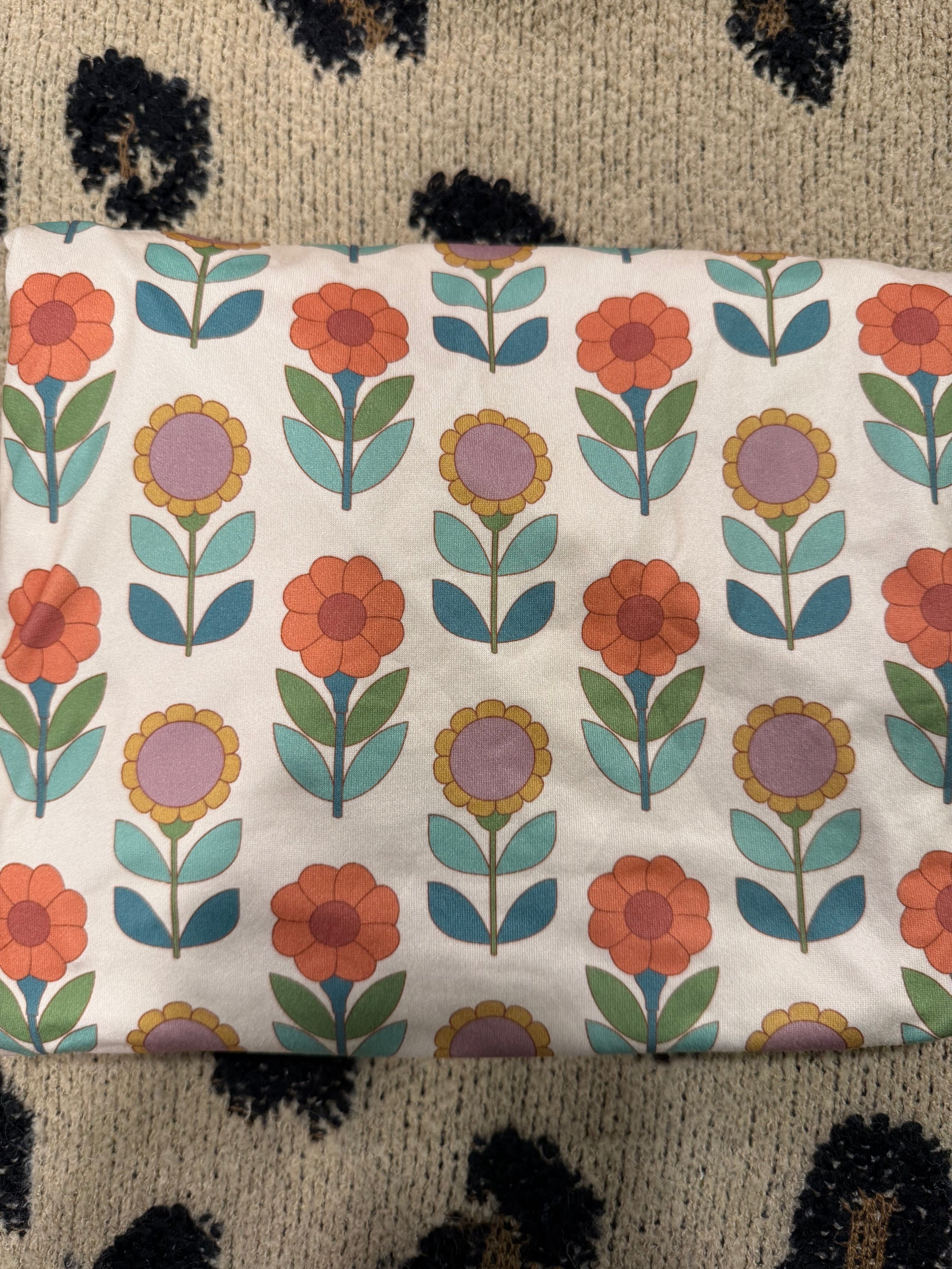 Fall sunflowers (will be color blocked for 5Y & up)